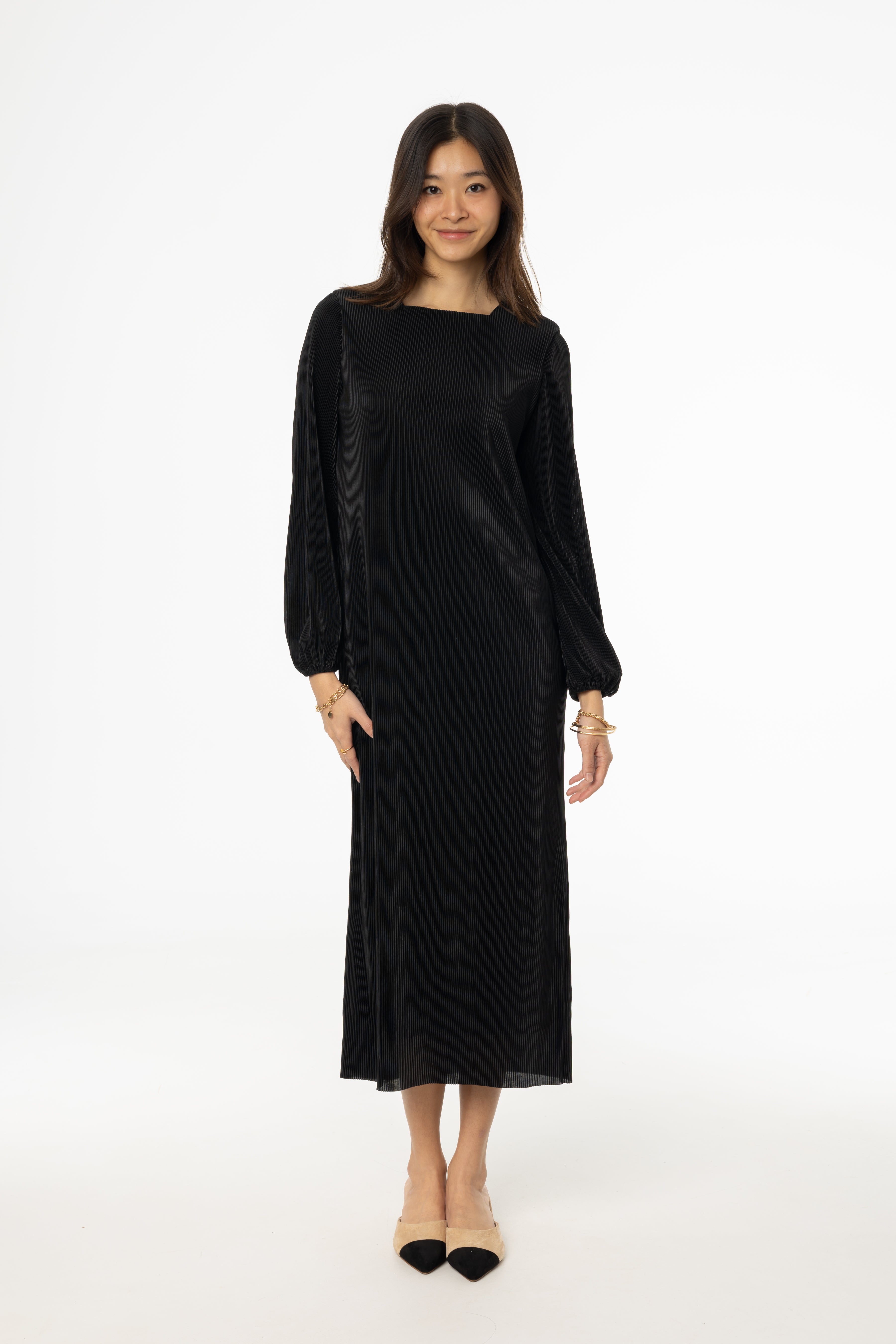 Black Square Neck Accordion Pleat Maxi Dress – BLANK
