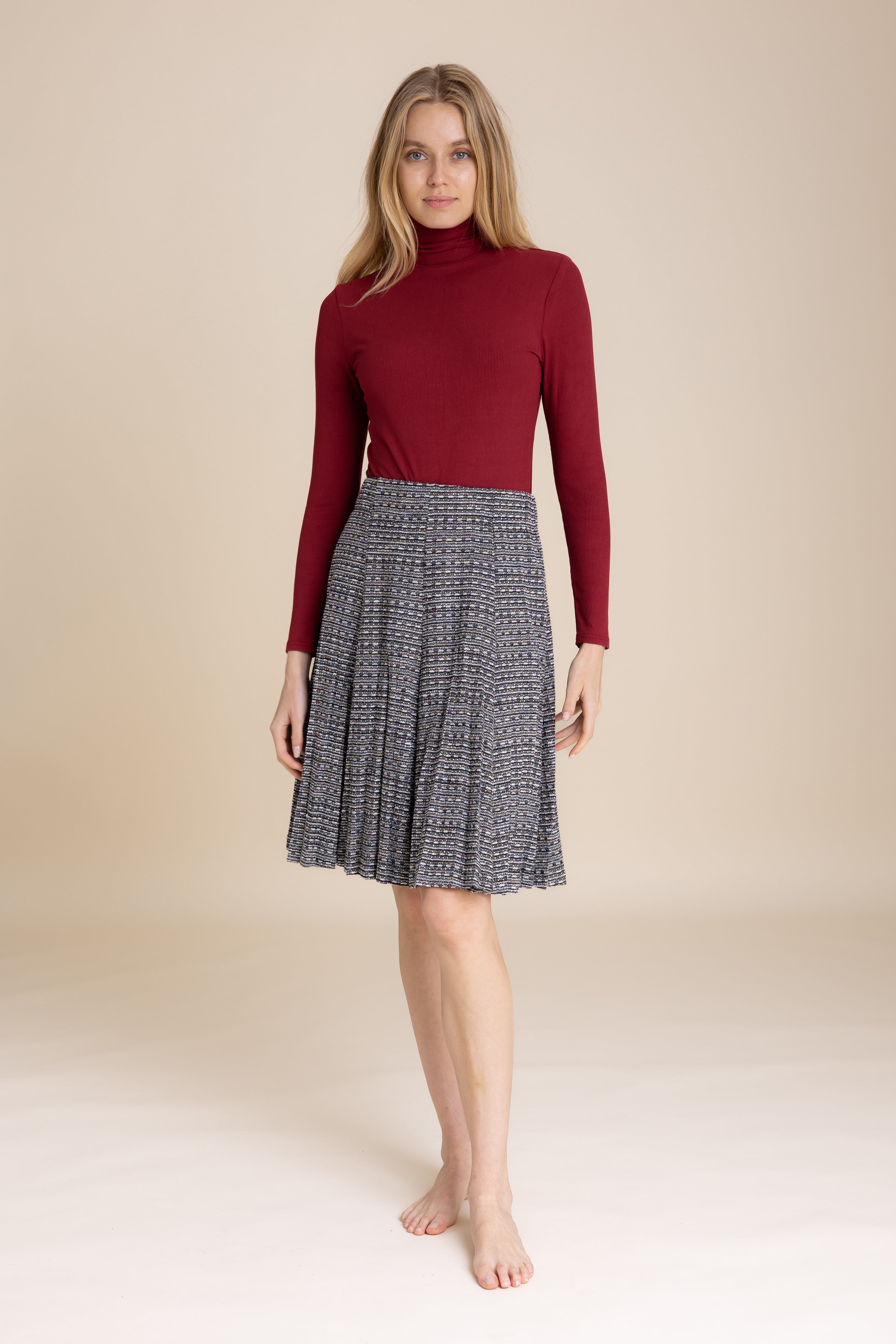 Wine Turtleneck 2.0 – BLANK