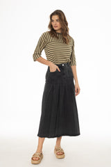 Black Pocket Pleated Denim Skirt
