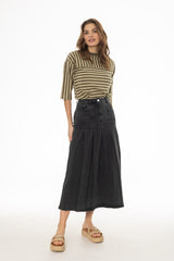 Black Pocket Pleated Denim Skirt