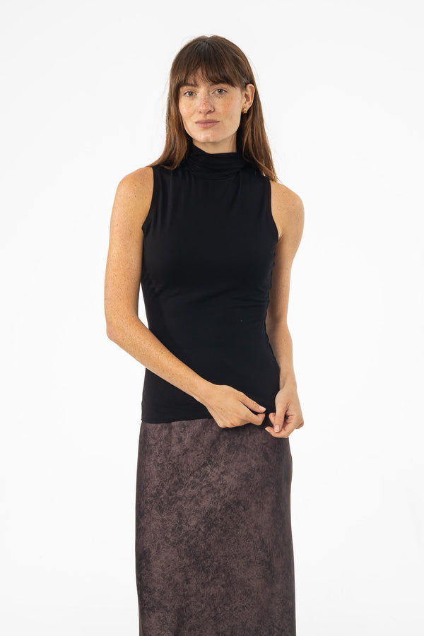 Black Solid Sleeveless Turtleneck Top