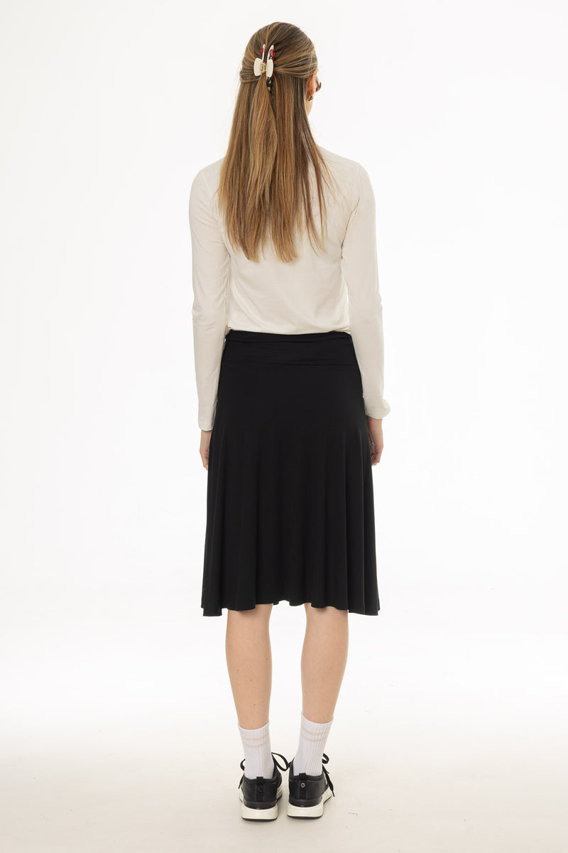 Black Basic Flare Skirt – BLANK