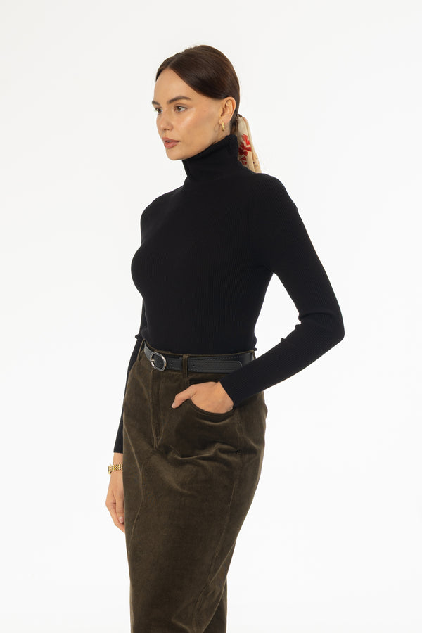 Black Basic Ribbed Knit Turtleneck
