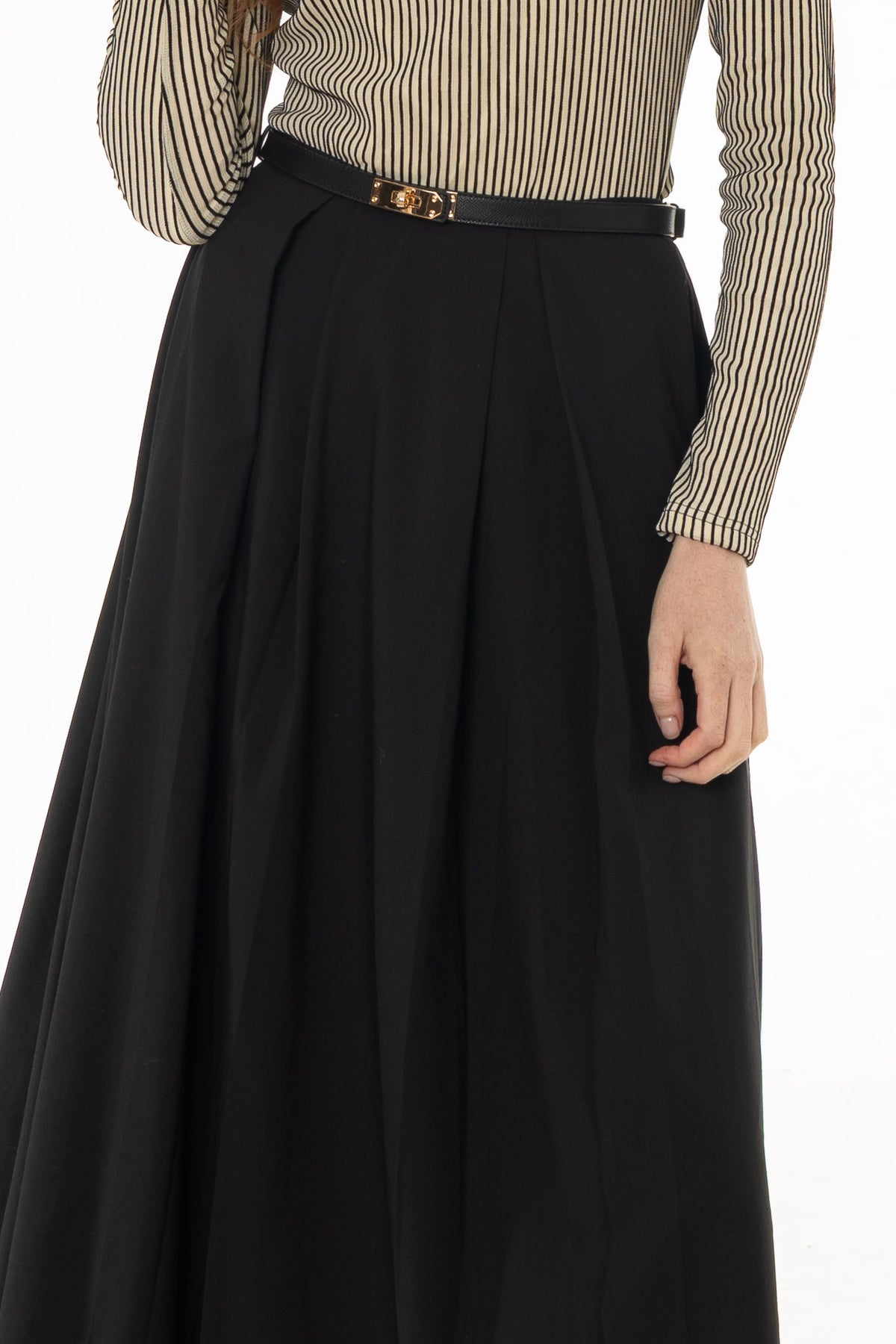 Black Box Pleat Maxi Skirt – BLANK