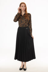 Black Buckle Pleated Maxi Skirt