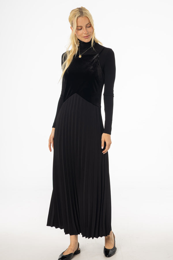 Black Two Tone Fabric Jumper