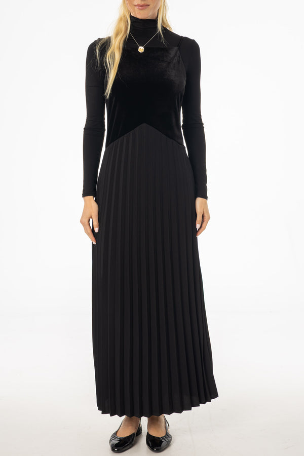 Black Two Tone Fabric Jumper
