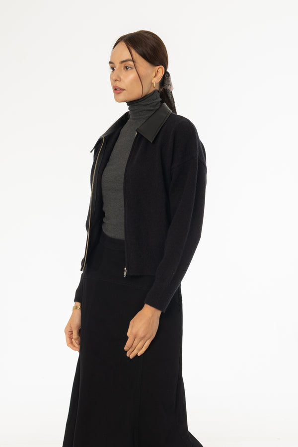 Black Contrast Collar Zipper Sweater