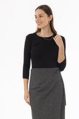 Black Ribbed Round Neck 3/4 Sleeve T-Shirt