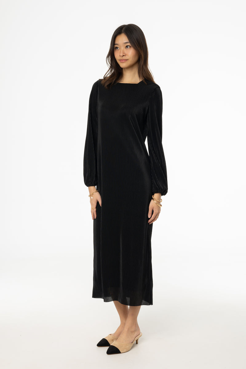 Black Square Neck Accordion Pleat Maxi Dress BLANK Black Square Neck Accordion Pleat Maxi Dress BLANK