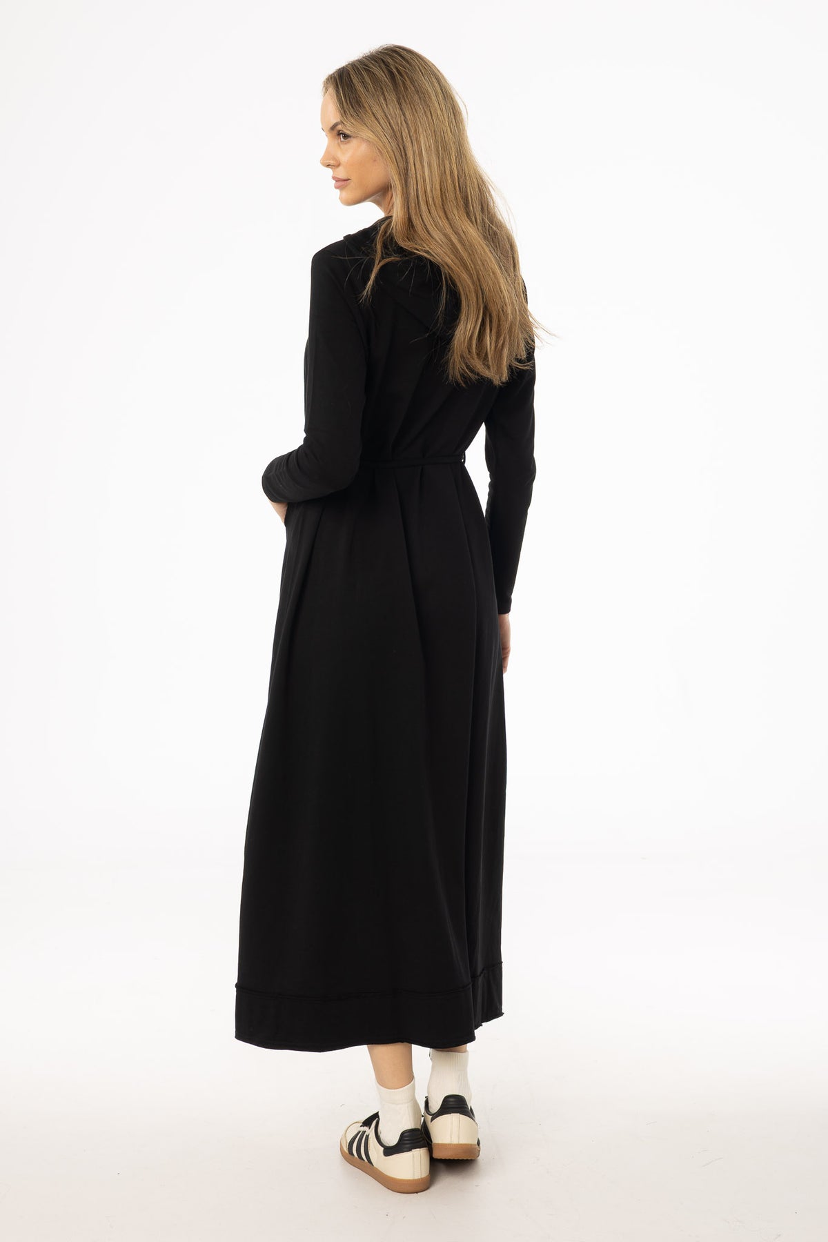 Black Sweatshirt Maxi Dress – BLANK
