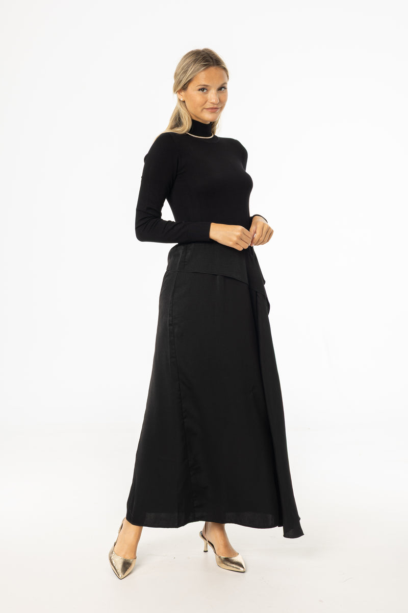 Black Two Tone Fabric Maxi Dress