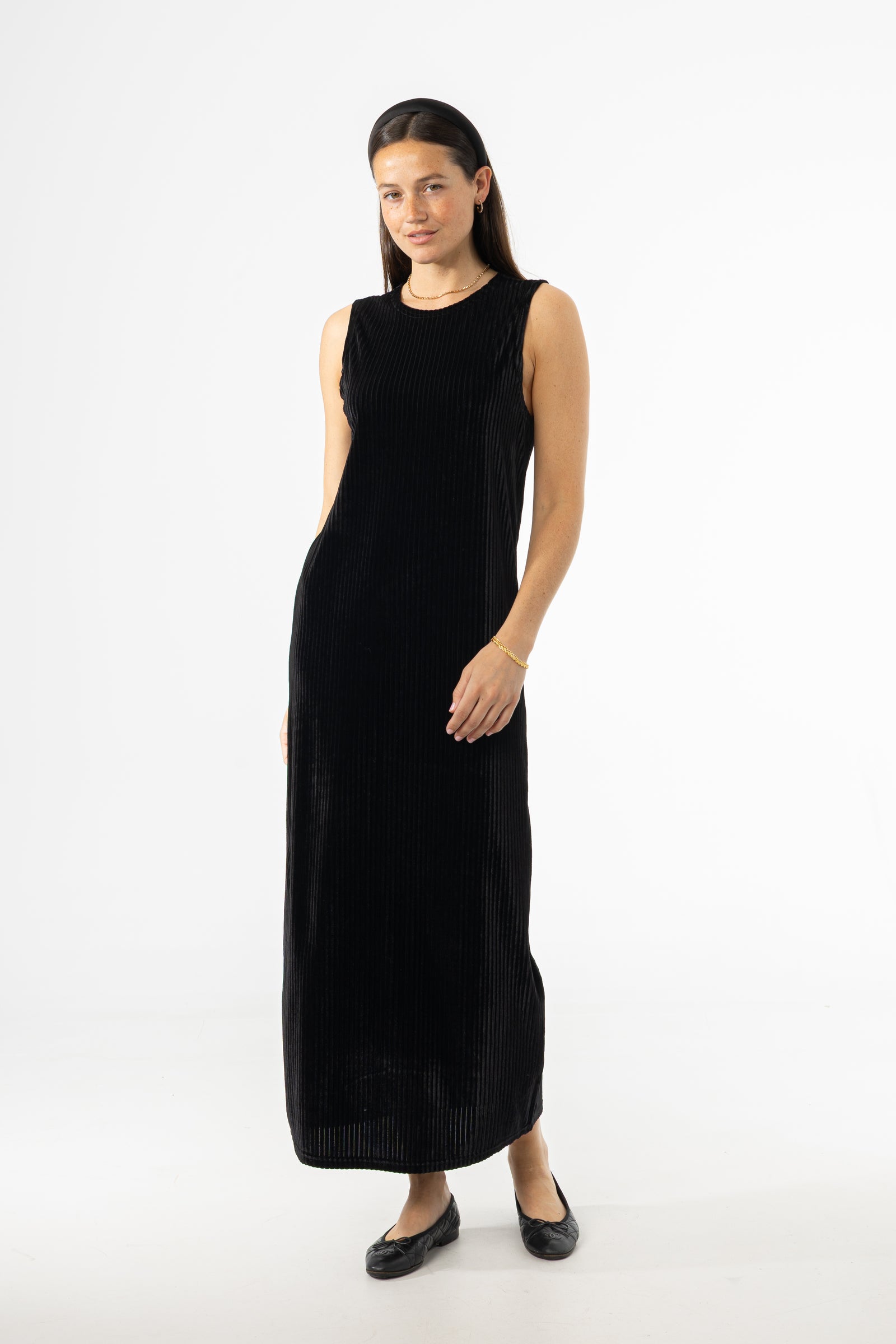 トップス NOBODY STANDARD LOGO VELOUR BLACK Black Ribbed Velour Jumper – BLANK