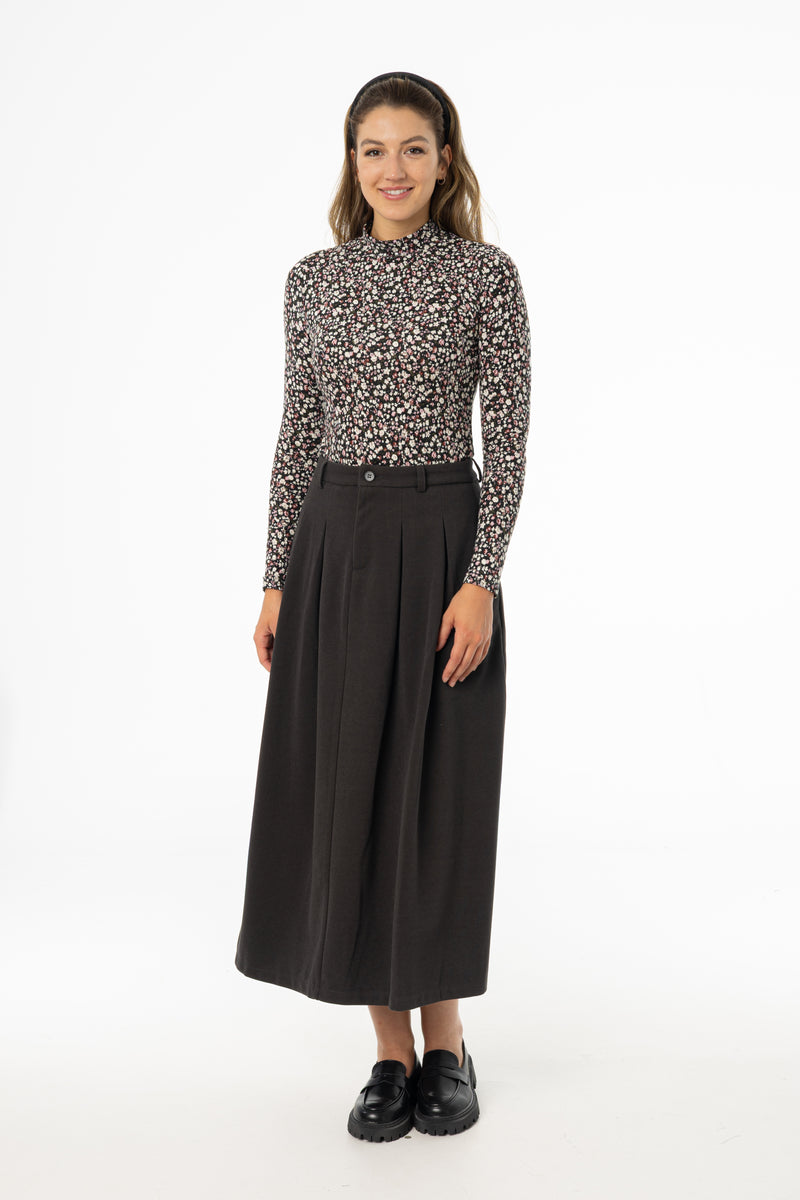 Grey Front Pleated Flared Skirt