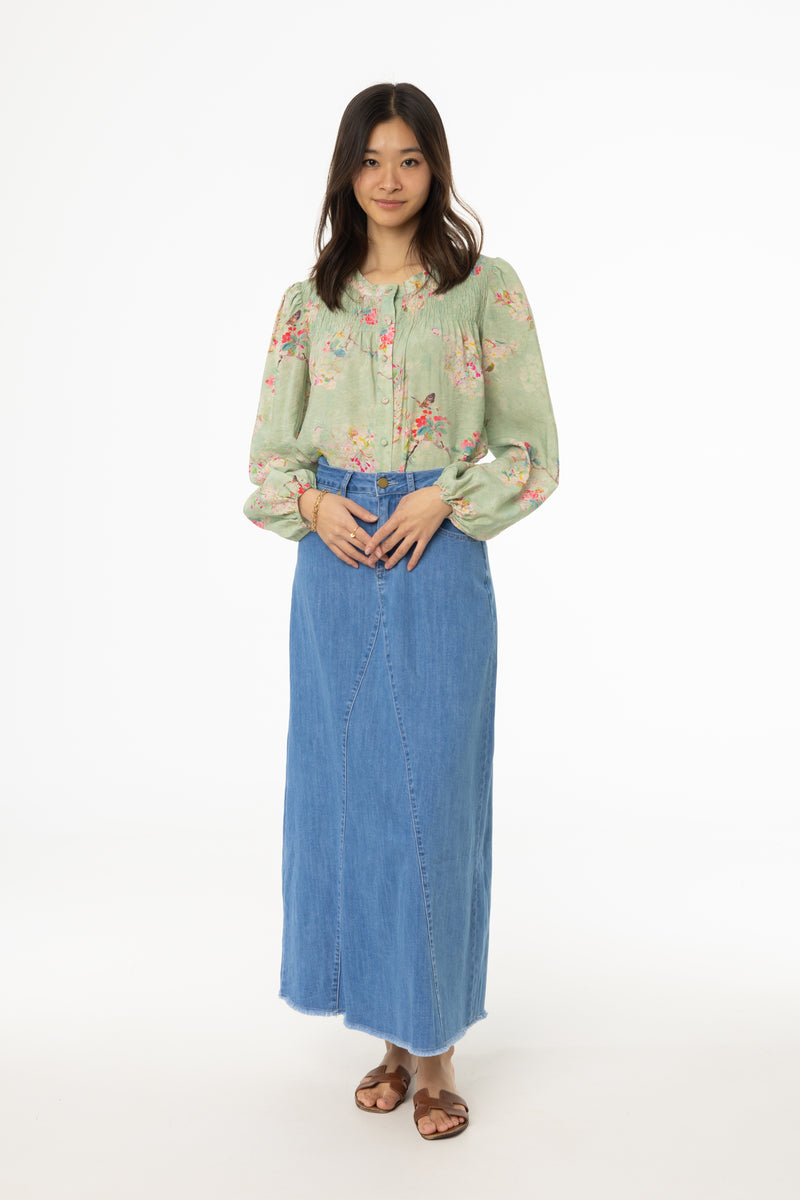 Light Wash Frayed Edge Denim Skirt