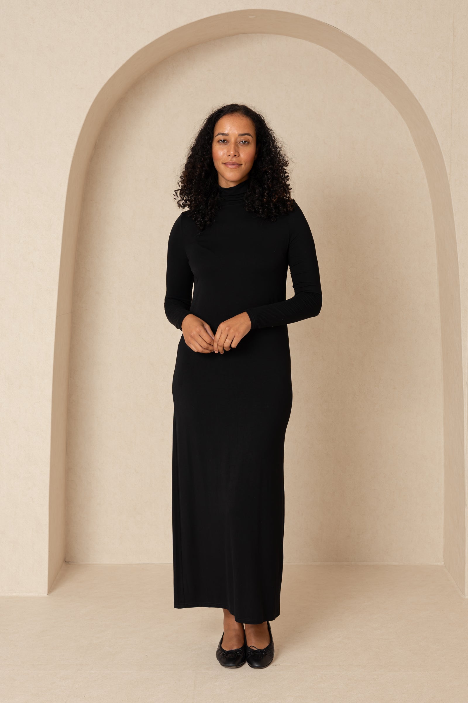 Black Turtleneck Maxi – BLANK