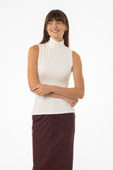 White Solid Sleeveless Turtleneck Top