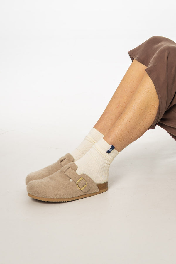Cream Cable Knit Socks
